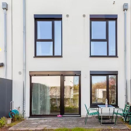 Privatzimmer Mit Balkon-Richtung Messe Хановер Екстериор снимка